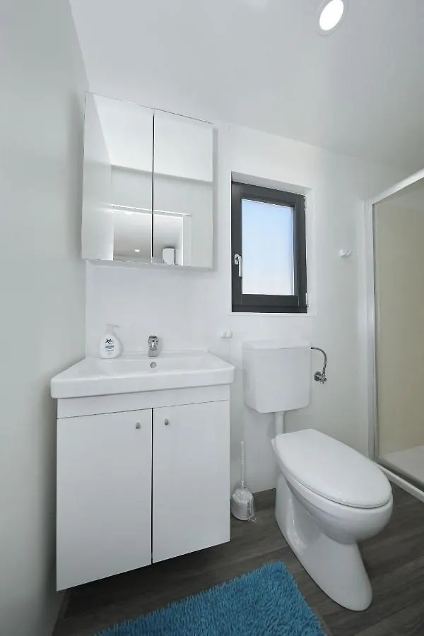 Mobile Home Safir Biograd Na Moru