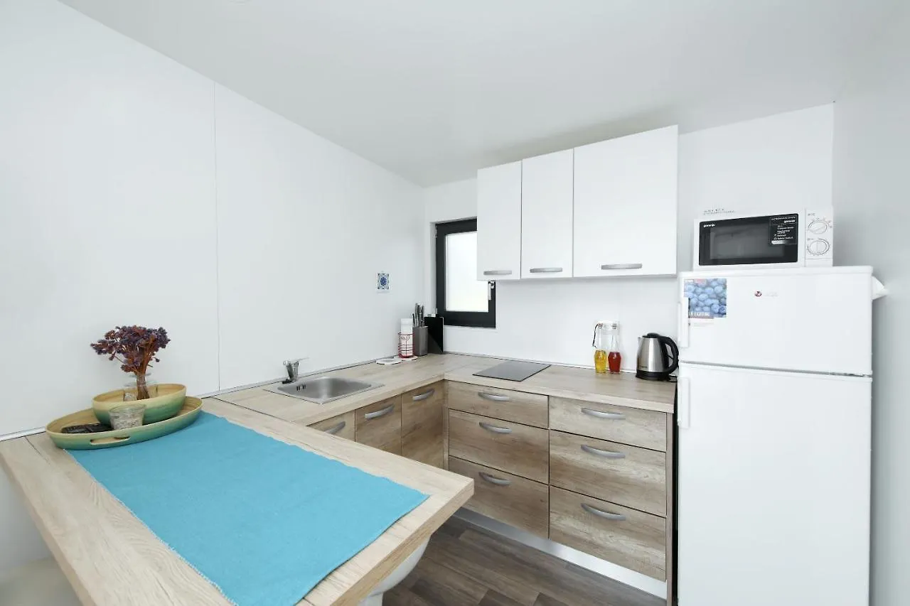 Casa de Férias Mobile Home Safir Biograd Na Moru Croácia